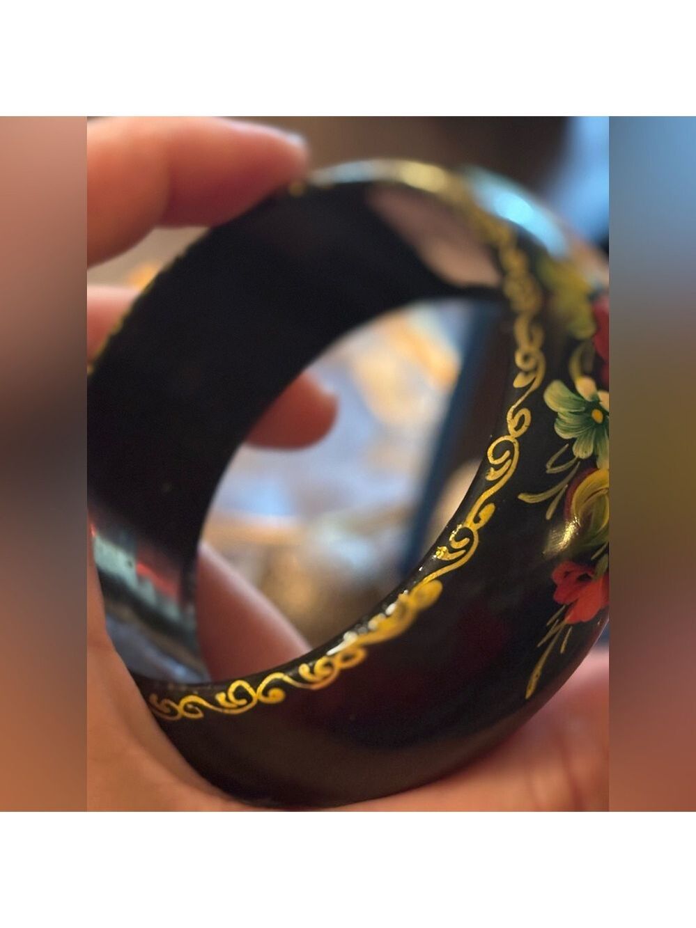 VINTAGE Russian Black Lacquer Floral Painted Bangle Bracelet Small - Picture 13 of 17